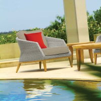grace-armchair-outdoor-sofa-platinum_800x800