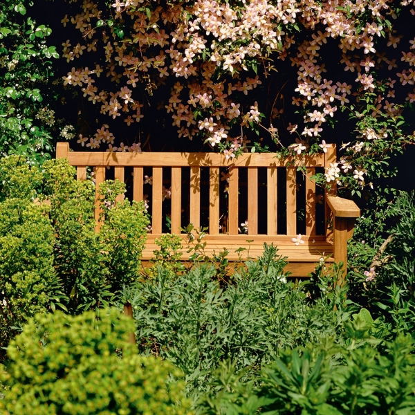 barlow-tyrie-london-lifestyles-5-800x800_800x800